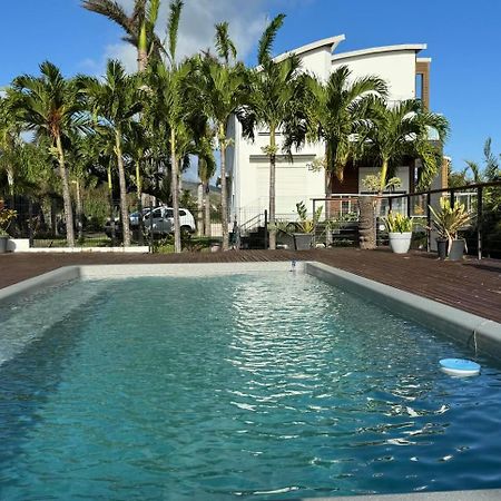 Grande Villa Au Calme - Vue Exceptionnelle - Climatisation - Piscine Sel Chauffee - Jardin Tropical Vincendo Exteriör bild