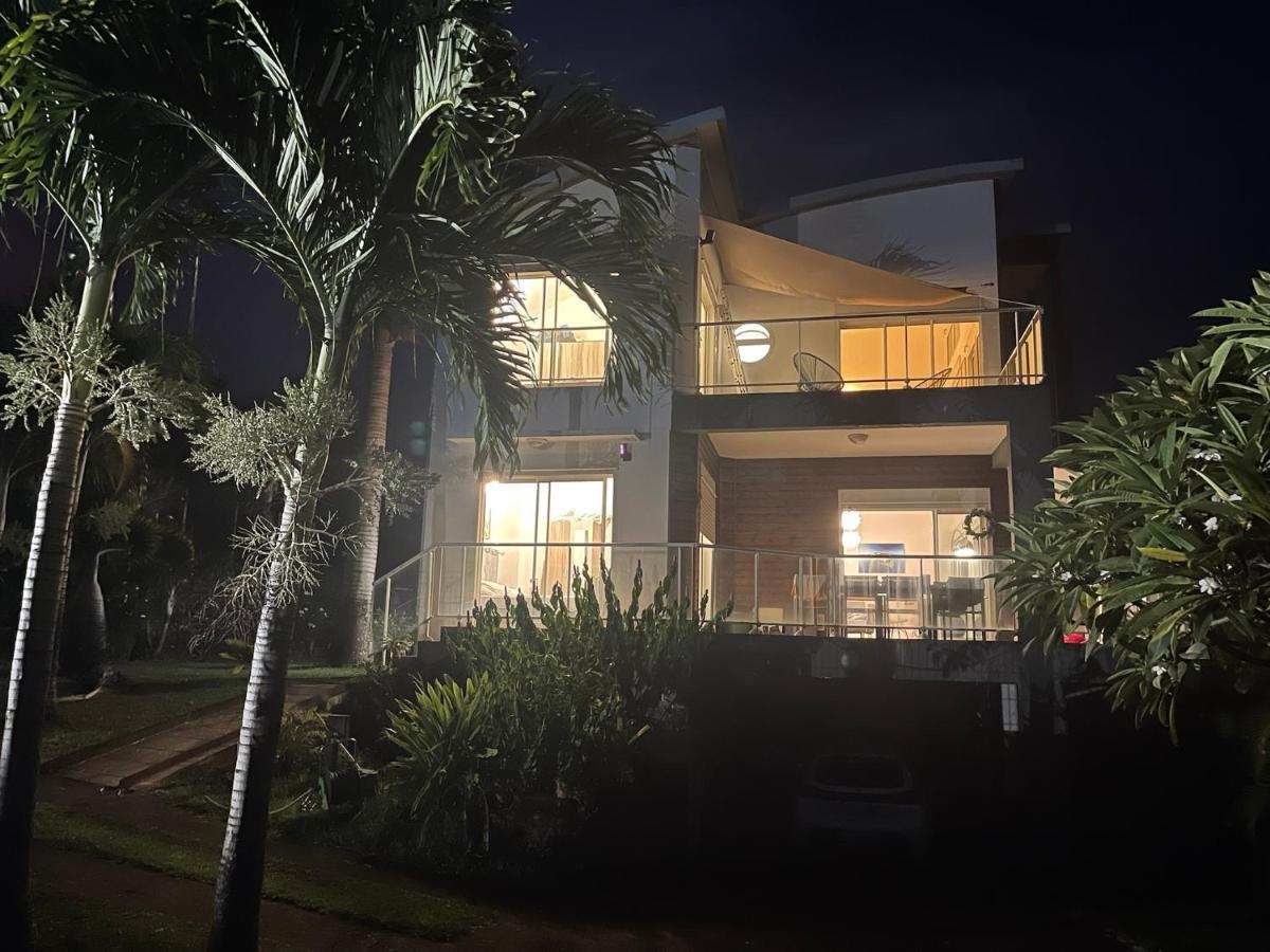 Grande Villa Au Calme - Vue Exceptionnelle - Climatisation - Piscine Sel Chauffee - Jardin Tropical Vincendo Exteriör bild