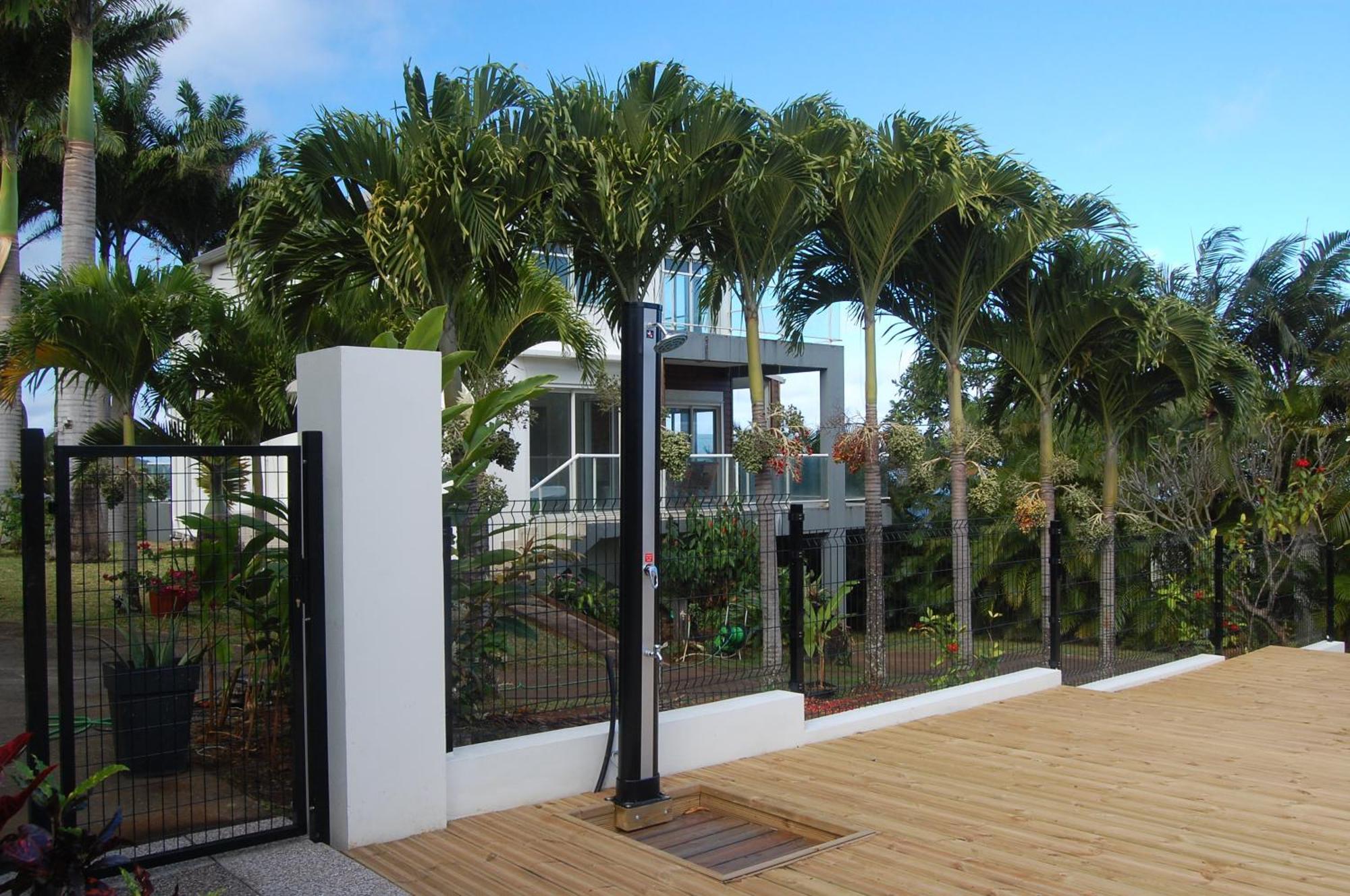 Grande Villa Au Calme - Vue Exceptionnelle - Climatisation - Piscine Sel Chauffee - Jardin Tropical Vincendo Exteriör bild